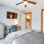 Cozy Cove Near Waterparks, Zip Line, Ski And More